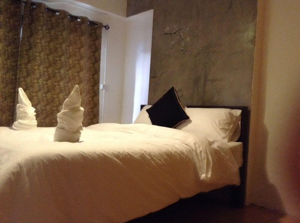 Isleep Guesthouse Чиангмай Екстериор снимка