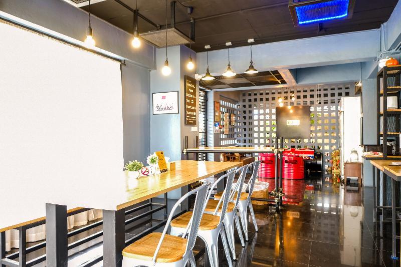 Isleep Guesthouse Чиангмай Екстериор снимка