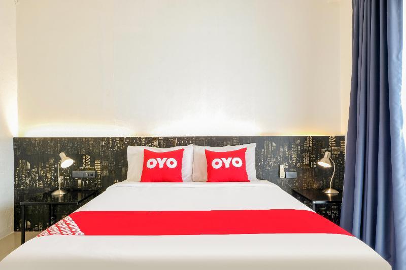 Isleep Guesthouse Чиангмай Екстериор снимка