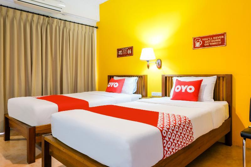 Isleep Guesthouse Чиангмай Екстериор снимка