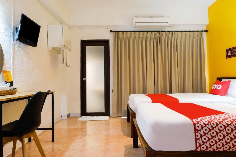 Isleep Guesthouse Чиангмай Екстериор снимка
